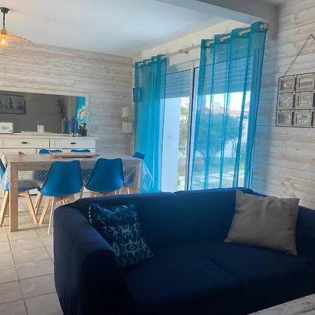 Holiday home Maison Proche Centre Et Avec Wifi, 4 - Fr-1-22-337