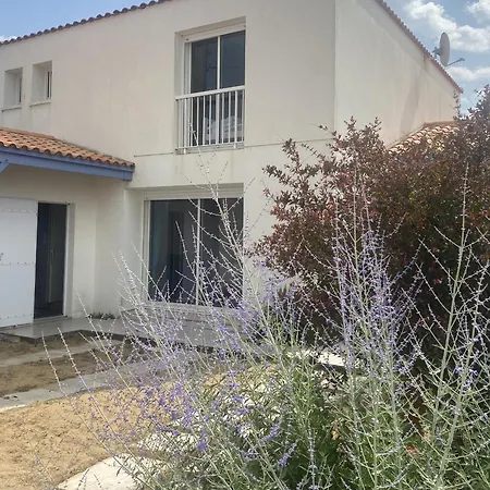 Сasa de vacaciones Maison Proche Centre Et Avec Wifi, 4 - Fr-1-22-337 La Tranche-sur-Mer